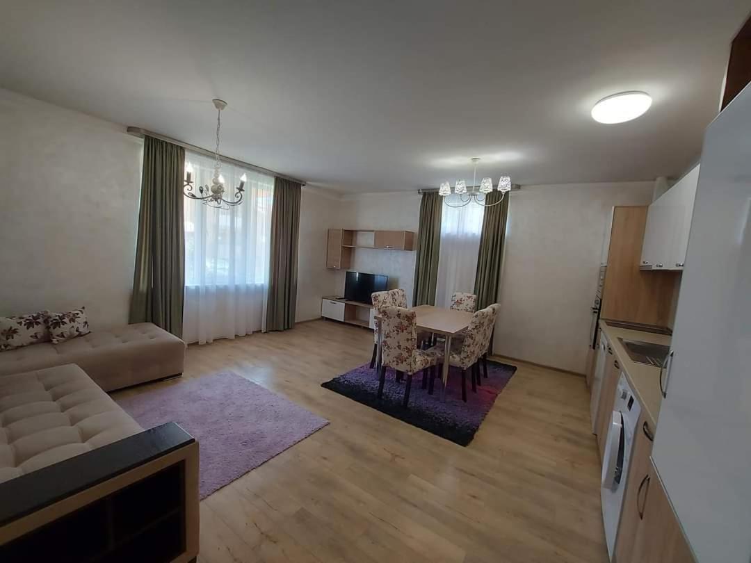 South Coast Apartments Shumen Exterior photo