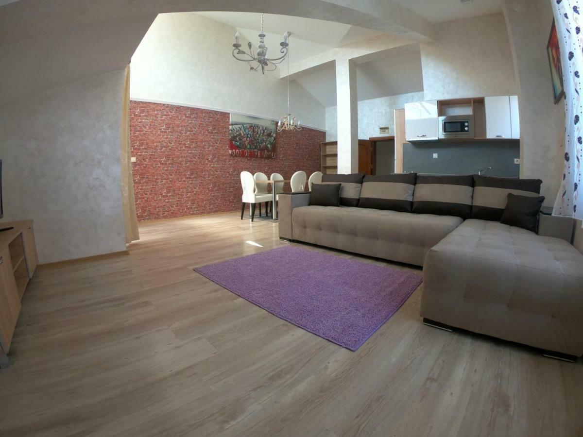 South Coast Apartments Shumen Exterior photo